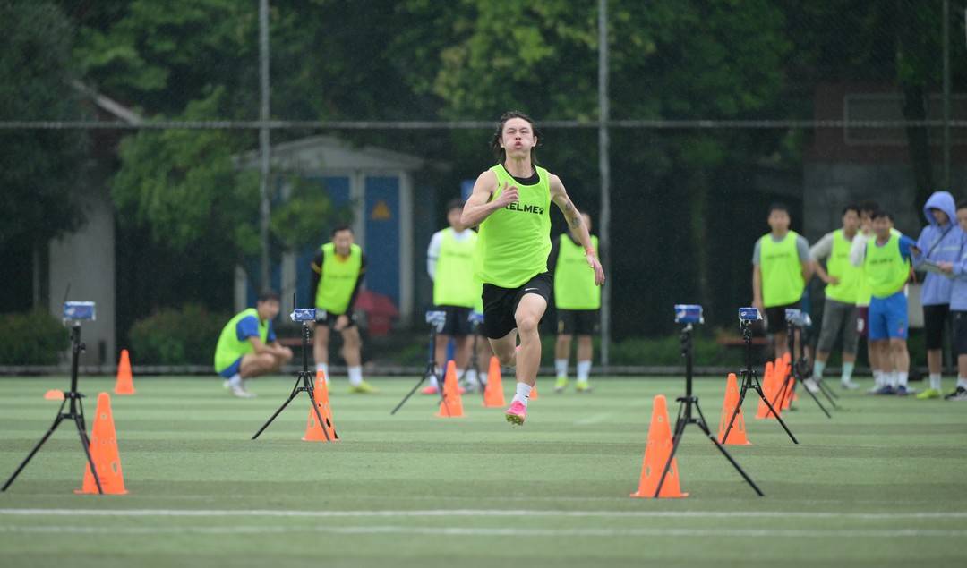 前五人制足, 年全国重点, 川超