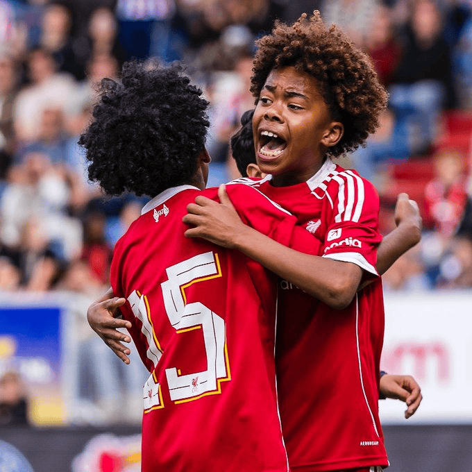 范戴克传承, 冠军