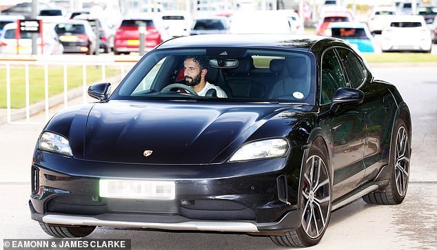 DBS, 阿莫林还因, 他被看到在